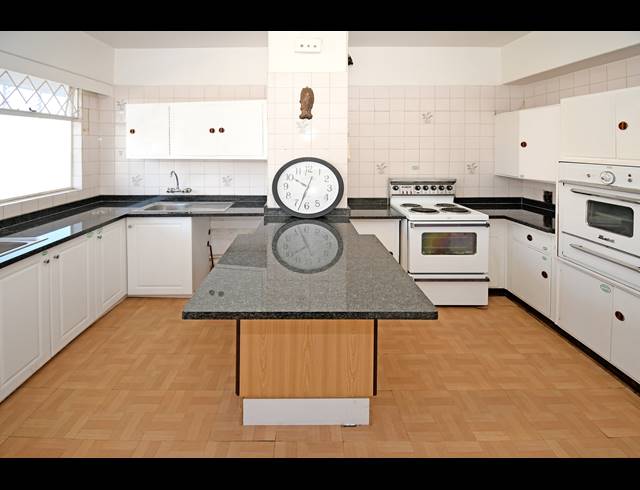 2 BEDROOM APARTMENT FOR SALE IN RIVIERA